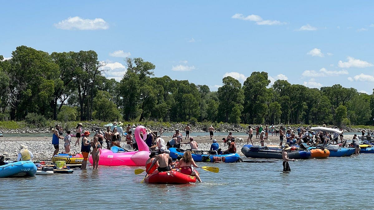 WeatherGuy predicts a hot and possibly wet week ahead