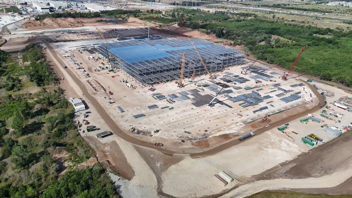 Giga Texas Chip Fab Foundation and Megapack Expansion Push ...