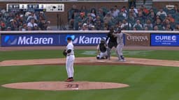 @MLB: Jasson Domínguez gives the @Yankees the lead with a 2-run homer! https://t.co/8NSCjL2Au7