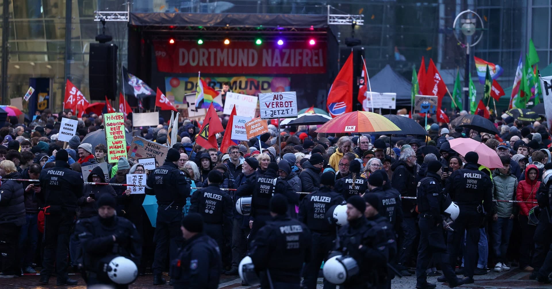 German court grants injunction to AfD party, suspending 'extremist' label by spy agency | Reuters