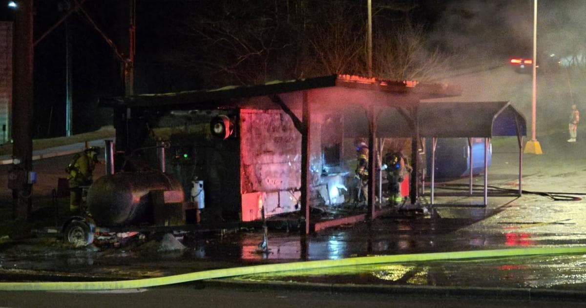 Chattanooga Fire Department battling blaze on Wilcox Boulevard | Local News | local3news.com