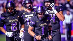 Williams Acknowledges Poor Play, Growing Critics
