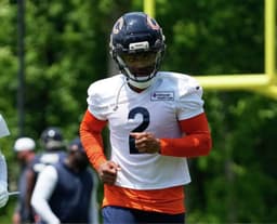 @AdamSchefter: Bears safety Coby Bryant is expected to be sidelined 8-10 weeks due to a hyperextended knee, bone br...