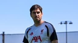 Andoni Iraola interview: Pre-season, implementing his style ...