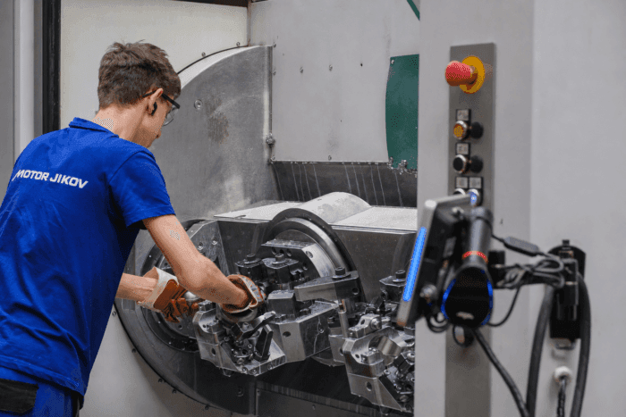 Automotive suppliers: The crisis is over, the fight continues.
