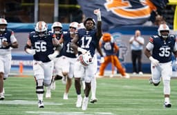 PFF grades, snap counts from every Auburn starter in the Baylor win