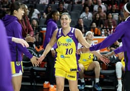 Kelsey Plum Earns WNBA Western Conference, AP Player of the Week Honors