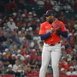 @MLB: A pitch from Aroldis Chapman that made history 🤩

(MLB x @NewYorkLife) https://t.co/ng1uYkNtTO