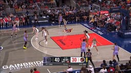 @WNBA: Iso ball 🫡

Cecilia Zandalasini goes 1v1 to begin the second half strong 

GSV-IND | USA Network
Tap...