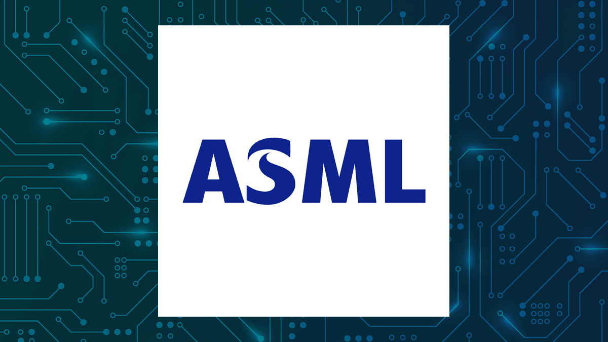 ASML AGM: AI Boom Fuels Chip Tool Demand as 2026 Sales Outlook Rises and Buyback Tops €12B