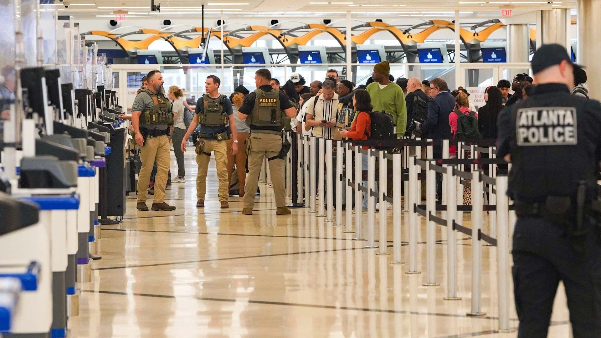 ICE Reveals 800+ Arrests Tied to TSA Data on 31,000 Travelers