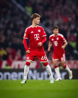@FCBayernEN: 𝐅𝐢𝐫𝐬𝐭 𝐭𝐞𝐚𝐦 𝐝𝐞𝐛𝐮𝐭 🆕 https://t.co/x5qz15i3he