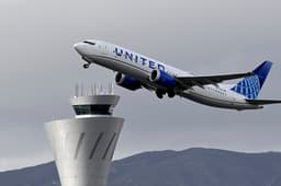 SFO United Airlines Employee Allegedly Threatens to Call ...