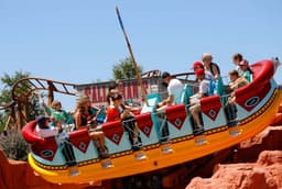 
        Pourquoi Bayard mise sur Kingoland au moment d’un plan social
    