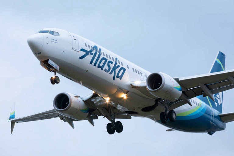 Alaska Air warns of Q1 profit hit from high fuel costs, Puerto Vallarta unrest, and Hawaii storms