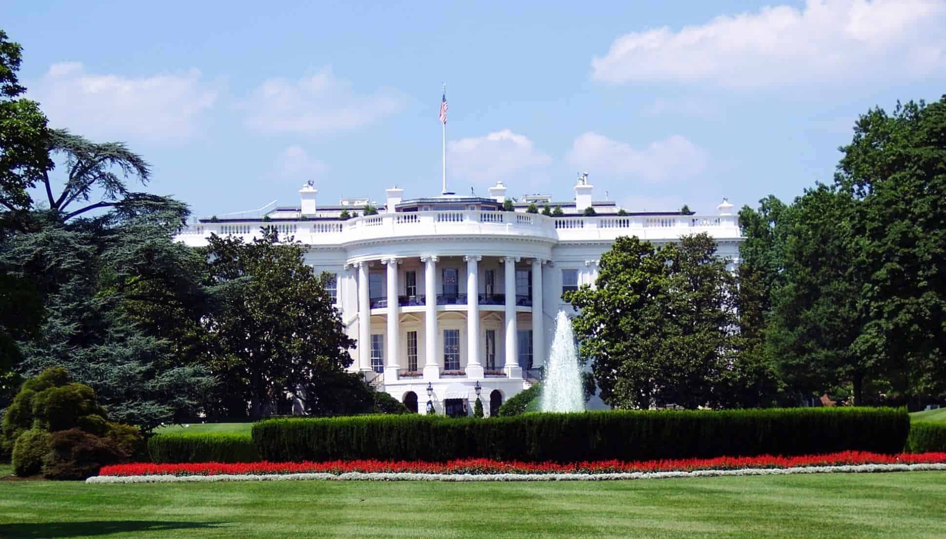 The White House Could Force Its App onto Government Phones, and Security Experts Are Worried
