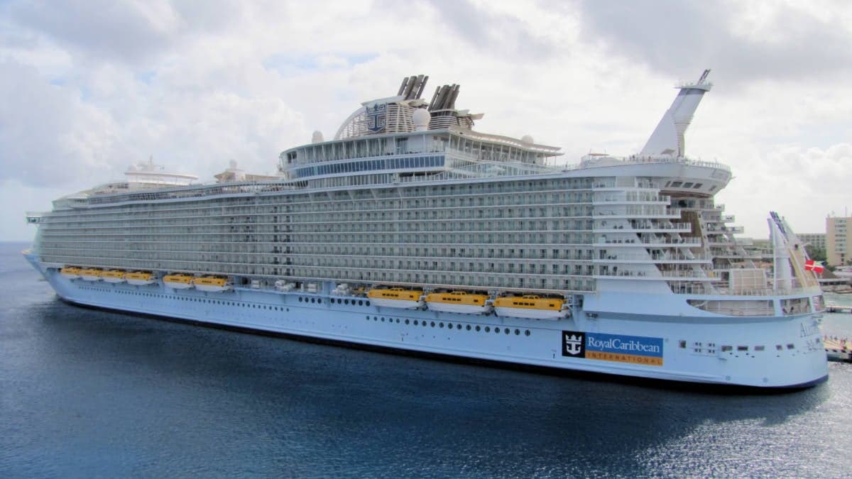 Propulsion Issue Prompts Mid-Sailing Change for Royal Caribbean’s Allure of the Seas
