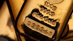 Gold slips as raging Iran war, strong US jobs data lift dollar