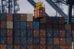 Cheaper Chinese Goods Set to Ease Iran Effect on UK Inflation - Bloomberg