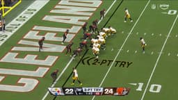 @NFL: Rodgers sneaks it in for the tie!

@PITvsCLE on Prime Video
Stream on @NFLPlus https://t.co/typFb3e7...