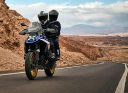 2026 BMW M1000XR Review