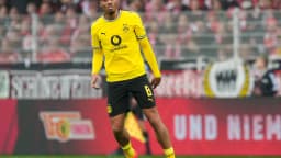 Liverpool considering move to sign €90m-rated midfielder