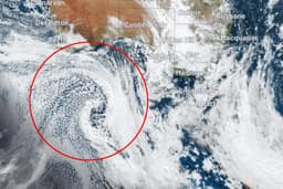 Extremely rare weather event confirmed as huge cold front ...