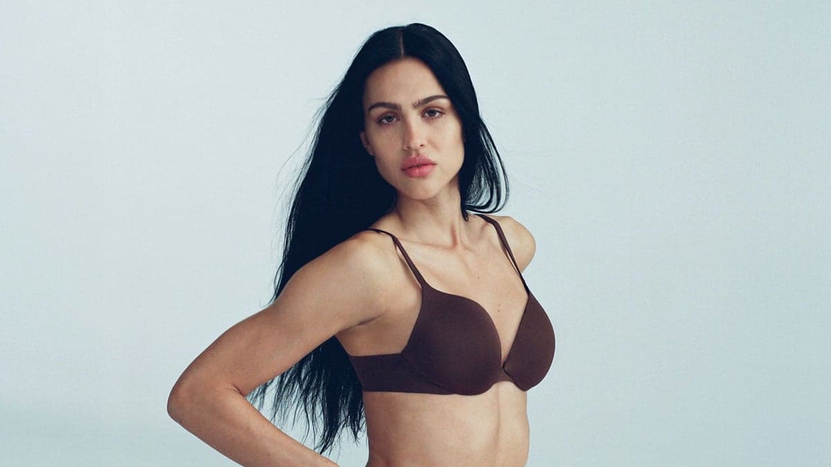 Amelia Gray Hamlin Strips Down to Lingerie to Model for Skim’s Ultimate T-Shirt Bra Campaign