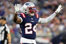 Patriots Place Safety Dell Pettus on IR, Add Edge Rusher to 53-Man ...