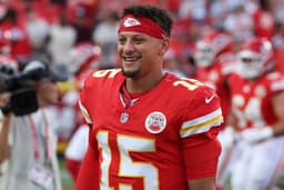 NFL news, live updates: Patriots CB Christian Gonzalez agrees to ...