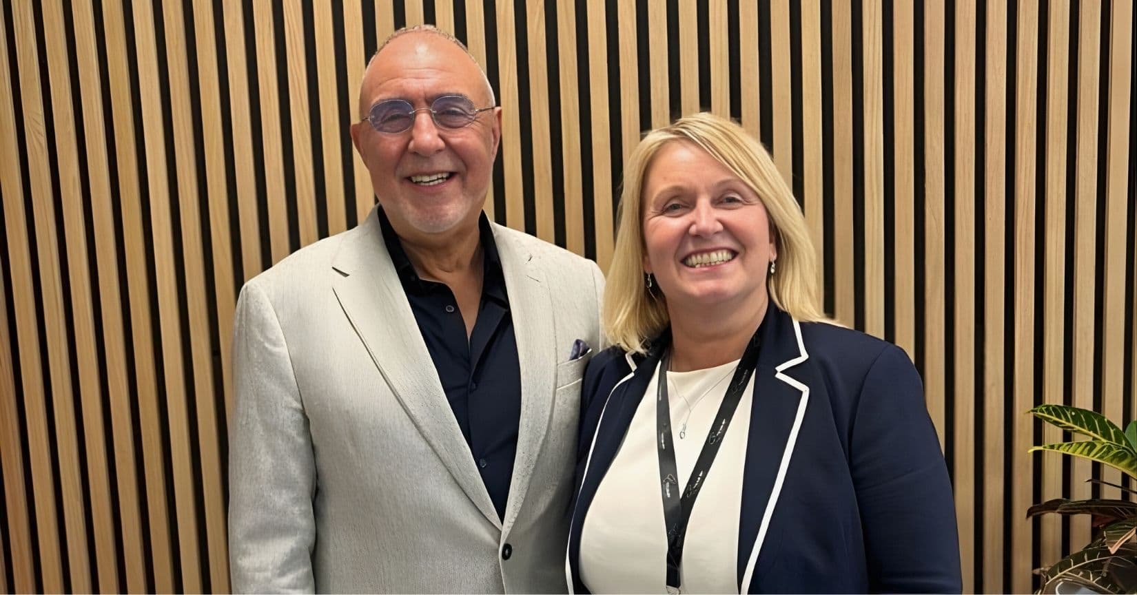 Wisentic Pets Announces First UK Partnership with Tedaisy – Wisentic