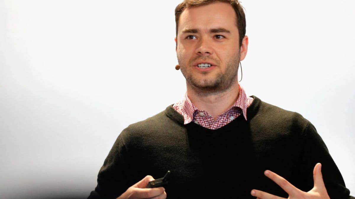 AI guru Andrej Karpathy, the brain behind Vibe Coding, says only RSS can save the internet from 'slop' - Technology News | The Financial Express