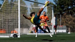 Physical training and ball work during the second practice ...
