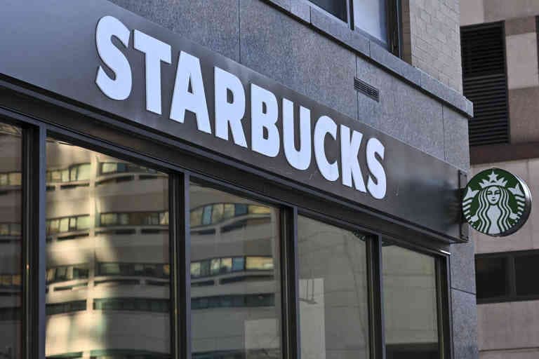New Dress Code Spurs Walkouts at 75 Starbucks Cafes, Union Says