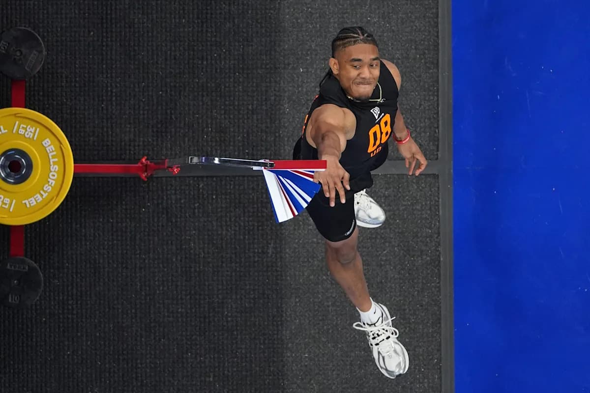 NFL combine results, live updates, news: Arkansas QB Taylen Green puts on record-breaking show; Diego Pavia, Ty Simpson to take the field on work out day for QBs, RBs, WRs - Yahoo Sports