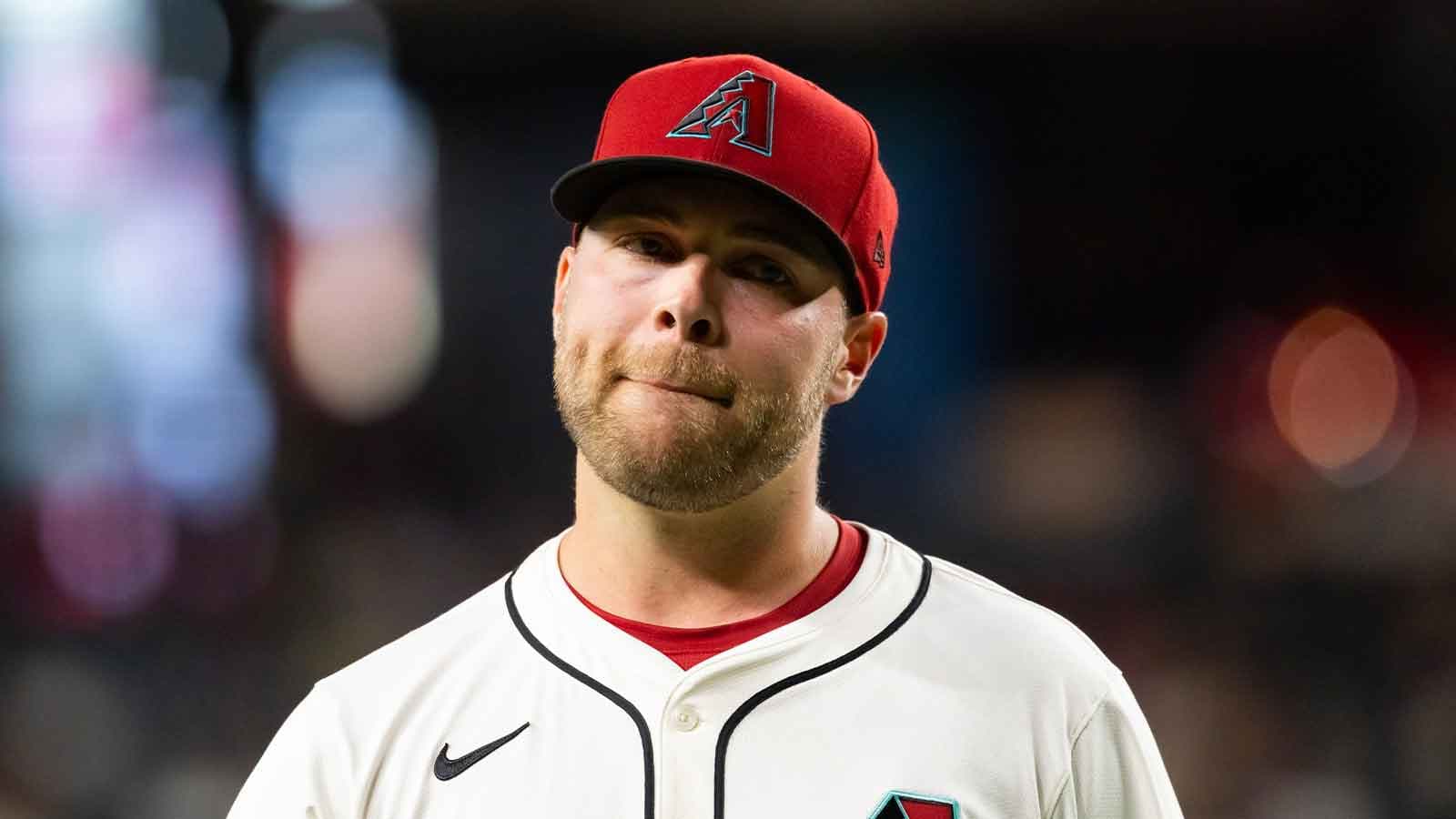 Diamondbacks star Corbin Burnes staying with Arizona ...
