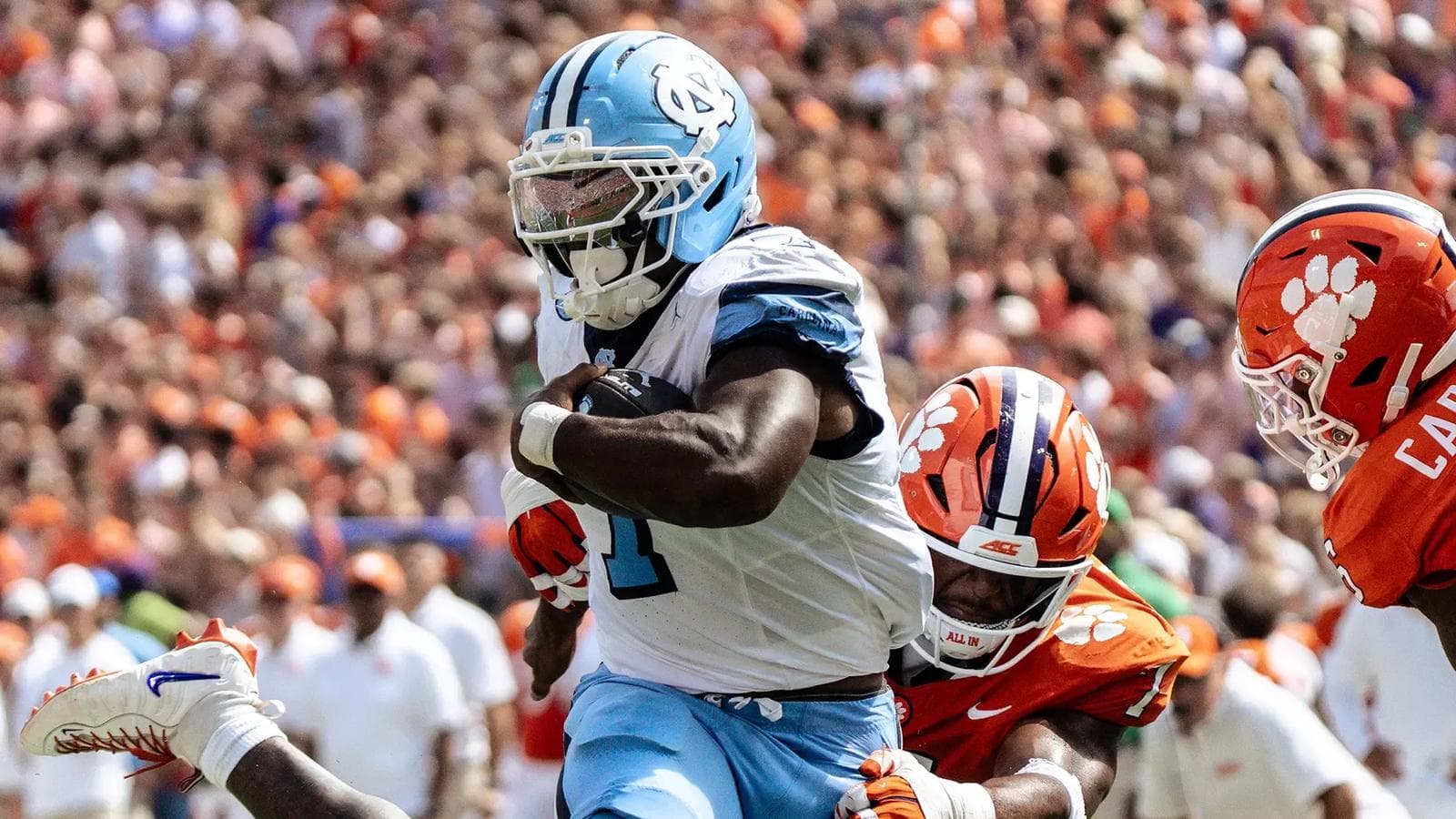 Football To Host No. 3 Notre Dame Saturday