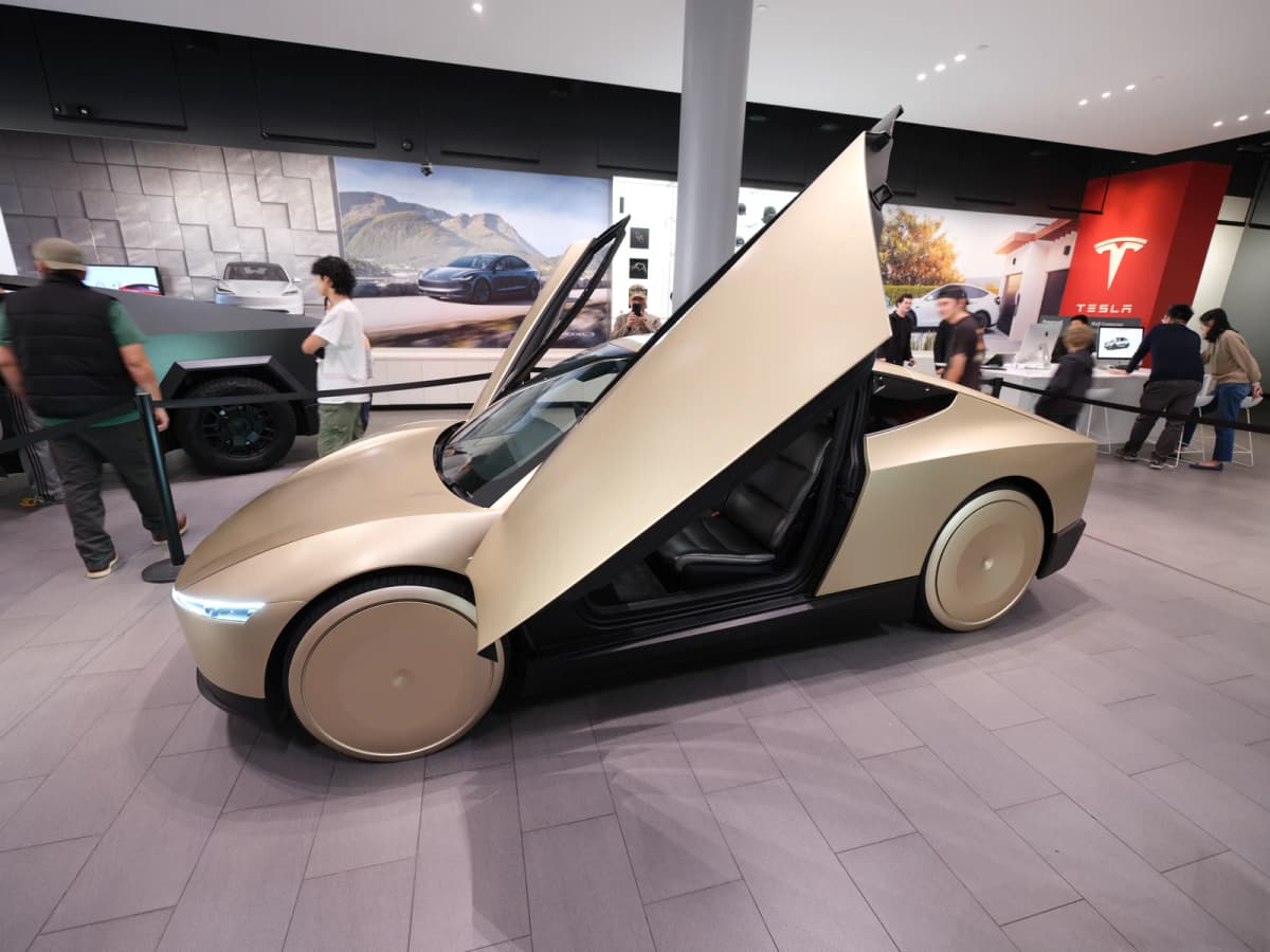 Tesla's Cybercab stumbles out of the gate in Austin