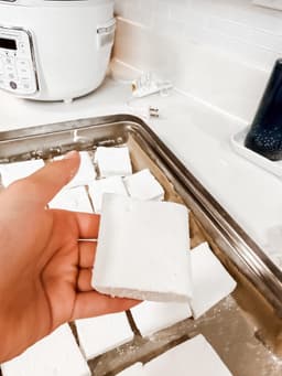 Homemade Marshmallows from Scratch - Cheers Jenn