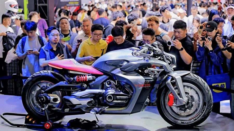 Voge Launches Plug-in-hybrid CU-X Cruiser Concept At CIMA 2026 | MEGA CHINAMOTOR
