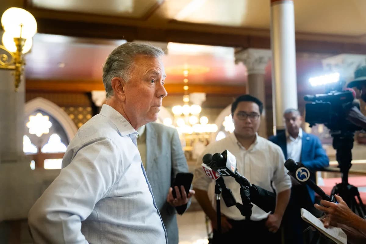 Lamont sticks to a fiscal discipline not always applauded by labor