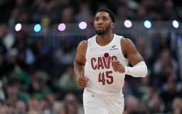 Cavaliers intensify push for LeBron with roster, veteran ...