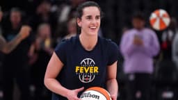 Caitlin Clark leaves fans speechless with ridiculous move during Fever win over Dream