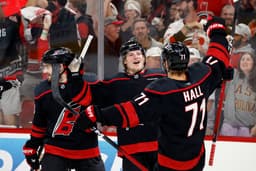 Hurricanes roll past Canadiens 6-1 in Eastern Conference Final, earn trip to Stanley Cup Final
