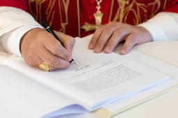 Artificial Intelligence, human dignity, and the Catholic Church
