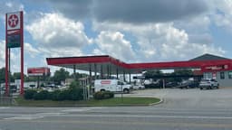 One dead after shooting at Huntsville gas station