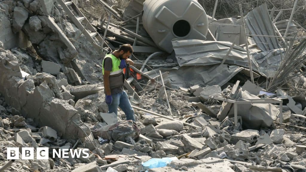 Eleven killed in Israeli strikes on southern Lebanon, authorities say