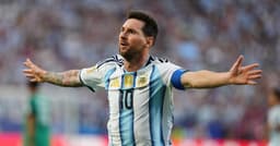 Lionel Messi scores hat trick as Argentina tops Algeria