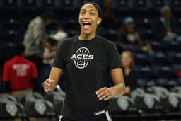 WNBA fans love A'ja Wilson's new 'Danny Phantom' Nike A' ...