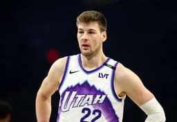 The Utah Jazz May Need to Move On From These ...